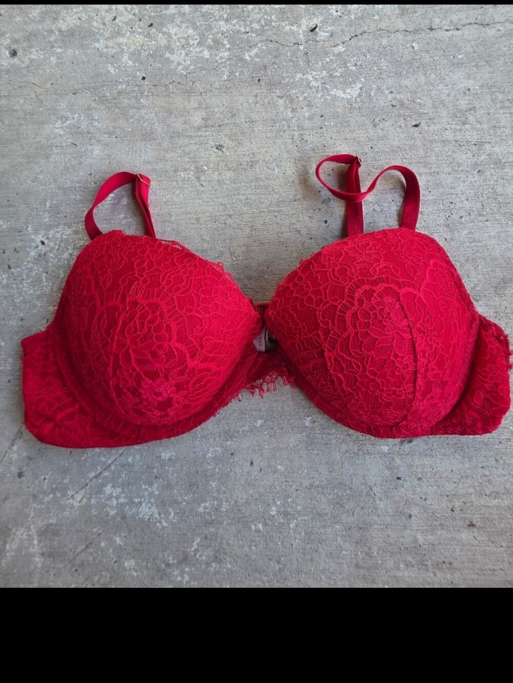 Victoria's Secret Very Sexy Rose Lace Push-Up Bra Size 34C